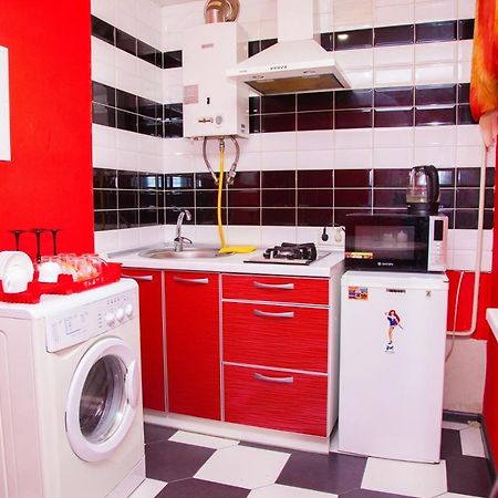 2Rooms Semi-Luxury Apartment On Pochtovaya 167-A Street Zaporizhia Kültér fotó
