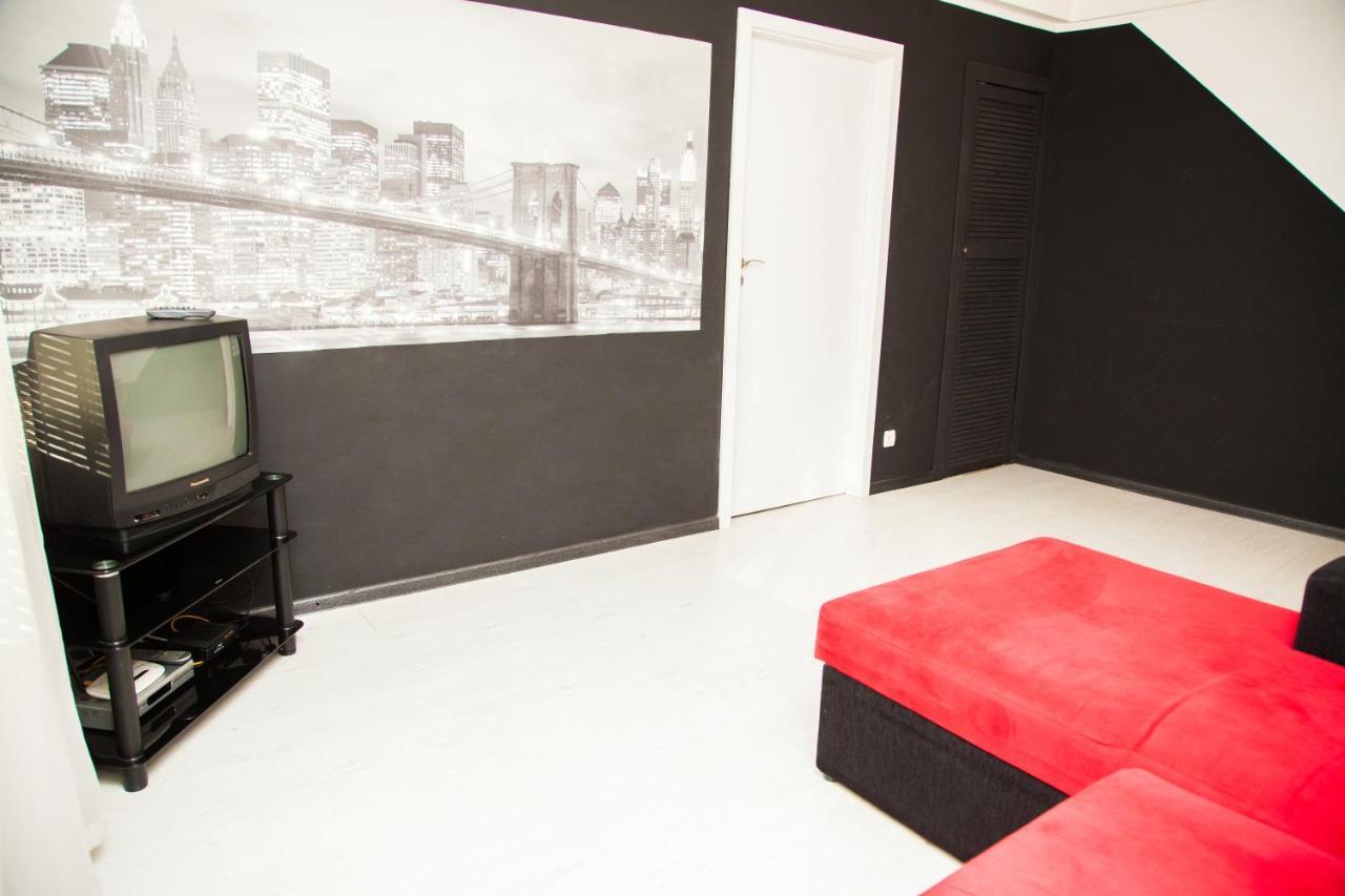 2Rooms Semi-Luxury Apartment On Pochtovaya 167-A Street Zaporizhia Kültér fotó