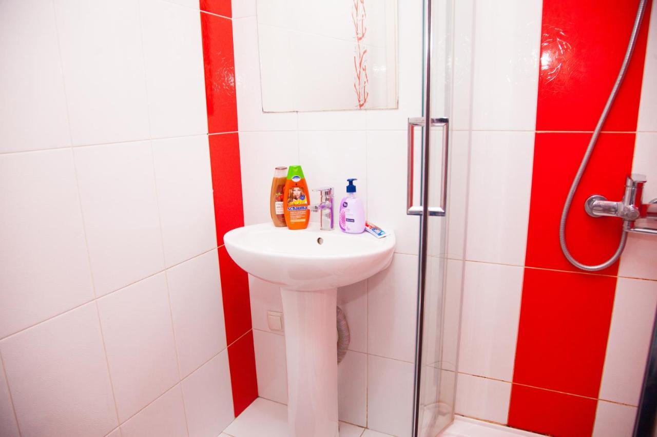 2Rooms Semi-Luxury Apartment On Pochtovaya 167-A Street Zaporizhia Kültér fotó